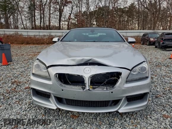 ✅ 2012 BMW 6 Series 650i • VIN: WBALZ3C50CDL72640 • Lot: 92913455. Wystawiony na Copart z przebiegiem 81 463 mil. Bezpłatny archiwum sprzedaży aukcyjnych z USA i szczegółowy raport historii pojazdu na DreamBid. Zdjęcie 5.