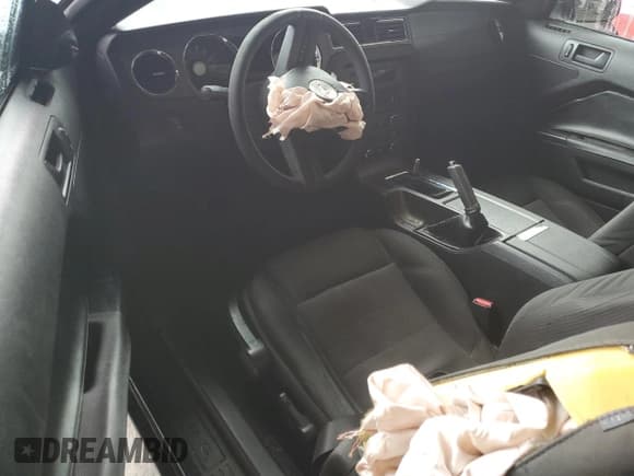 ✅ 2010 Ford Mustang GT • VIN: 1ZVBP8CH2A5136765 • Лот: 82429295. Опубликован ранее на Copart с пробегом 120 913 миль. Бесплатный доступ к архиву аукционных продаж из США и подробный отчёт об истории автомобиля на DreamBid. Изображение 8.