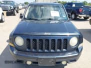 ✅ 2014 Jeep Patriot Latitude • VIN: 1C4NJPFB4ED529178 • Lot: 43308359. Wystawiony na IAAI z przebiegiem 202 768 mil. Bezpłatny archiwum sprzedaży aukcyjnych z USA i szczegółowy raport historii pojazdu na DreamBid. Zdjęcie 6.
