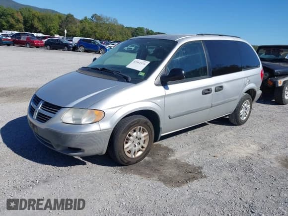 ✅ 2007 Dodge Caravan SE • VIN: 1D4GP25R57B238151 • Lot: 43361576. Wystawiony na IAAI z przebiegiem 110 906 mil. Bezpłatny archiwum sprzedaży aukcyjnych z USA i szczegółowy raport historii pojazdu na DreamBid. Zdjęcie 2.
