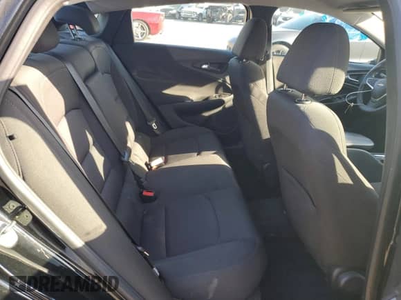 2018 Chevrolet Malibu LS z VIN 1G1ZB5ST4JF196134, wystawiony jako Copart lot #81498955 z przebiegiem 99 396 mil mil oraz Szkoda całkowita • Salvage title. Historia ofert i sprzedaży dostępna na DreamBid. Obrazek 10.