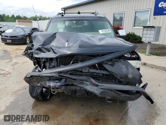 ✅ 2003 Chevrolet Suburban Z71 • VIN: 3GNFK16Z63G121011 • Лот: 61525384. Опубликован ранее на Copart с пробегом 255 113 миль. Бесплатный доступ к архиву аукционных продаж из США и подробный отчёт об истории автомобиля на DreamBid. Изображение 5.