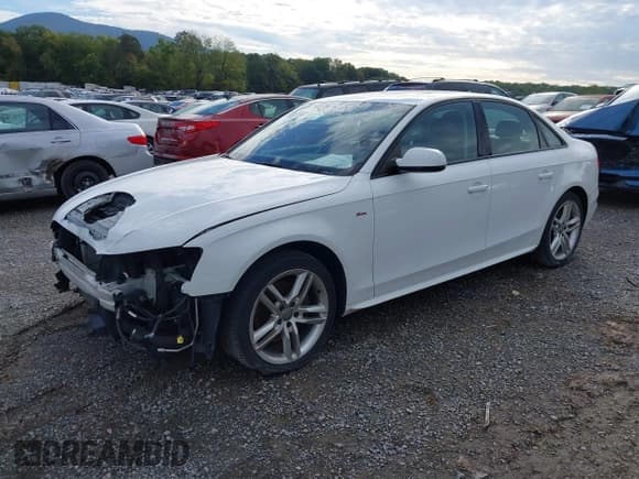 ✅ 2016 Audi A4 Premium • VIN: WAUBFAFL9GN009952 • Lot: 42839521. Listed on IAAI with 121,630 mi. Free auction sales archive from the USA and detailed vehicle history report at DreamBid. Image 22.