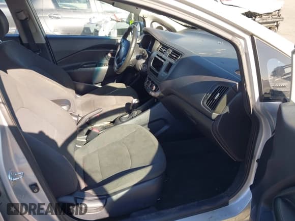 ✅ 2012 Kia Rio EX • VIN: KNADN5A31C6083137 • Лот: 41114605. Опубликован ранее на IAAI с пробегом 145 037 миль. Бесплатный доступ к архиву аукционных продаж из США и подробный отчёт об истории автомобиля на DreamBid. Изображение 5.