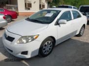 ✅ 2010 Toyota Corolla • VIN: 1NXBU4EE0AZ167201 • Lot: 42069647. Wystawiony na IAAI z przebiegiem 139 997 mil. Bezpłatny archiwum sprzedaży aukcyjnych z USA i szczegółowy raport historii pojazdu na DreamBid. Zdjęcie 2.