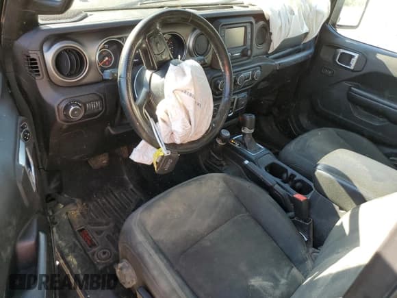 ✅ 2020 Jeep Wrangler Sport S • VIN: 1C4GJXAN6LW228584 • Lot: 71354105. Listed on Copart with 106,166 mi. Free auction sales archive from the USA and detailed vehicle history report at DreamBid. Image 8.