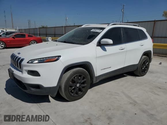 ✅ 2016 Jeep Cherokee Latitude • VIN: 1C4PJLCB9GW363723 • Lot: 82461115. Listed on Copart with 118,600 mi. Free auction sales archive from the USA and detailed vehicle history report at DreamBid. Image 1.