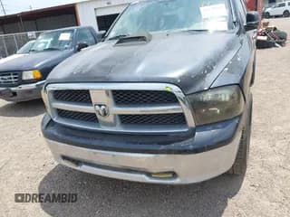 ✅ 2009 Dodge 1500 SLT • VIN: 1D3HB18P29S796005 • Lot: 42228882. Wystawiony na IAAI z przebiegiem 185 846 mil. Bezpłatny archiwum sprzedaży aukcyjnych z USA i szczegółowy raport historii pojazdu na DreamBid. Zdjęcie 6.