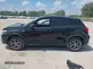 2019 Mitsubishi Outlander ES z VIN JA4AP3AU6KU028183, wystawiony jako IAAI lot #42963351 z przebiegiem 33 604 mil mil oraz . Historia ofert i sprzedaży dostępna na DreamBid. Obrazek 13.