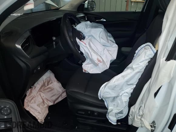 ✅ 2026 Buick Encore GX Preferred • VIN: KL4AMCSL5TB022029 • Лот: 92588465. Опубликован ранее на Copart с пробегом Не указан. Бесплатный доступ к архиву аукционных продаж из США и подробный отчёт об истории автомобиля на DreamBid. Изображение 7.