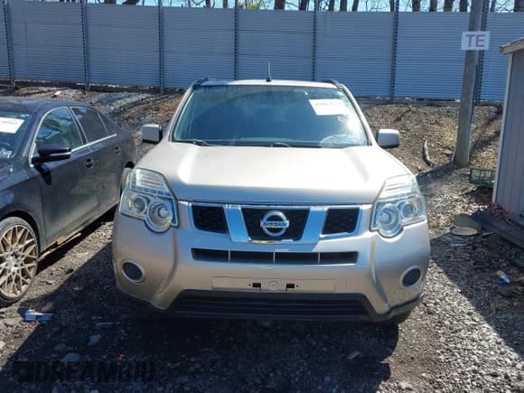 ✅ 2012 Nissan X-Trail • VIN: JN1AT18T8CW008528 • Лот: 42063573. Опубликован ранее на IAAI с пробегом 69 881 миль. Бесплатный доступ к архиву аукционных продаж из США и подробный отчёт об истории автомобиля на DreamBid. Изображение 13.