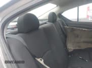 ✅ 2016 Nissan Versa SV • VIN: 3N1CN7AP8GL887611 • Lot: 42837207. Wystawiony na IAAI z przebiegiem 94 550 mil. Bezpłatny archiwum sprzedaży aukcyjnych z USA i szczegółowy raport historii pojazdu na DreamBid. Zdjęcie 8.