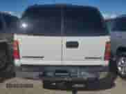 2001 Chevrolet Suburban LS z VIN 3GNEC16T91G243685, wystawiony jako Copart lot #76985874 z przebiegiem Nie podano mil oraz Nie do naprawy • Non repairable. Historia ofert i sprzedaży dostępna na DreamBid. Obrazek 6.