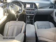 ✅ 2018 Hyundai Sonata SEL • VIN: 5NPE34AF8JH596910 • Lot: 92992815. Wystawiony na Copart z przebiegiem 242 197 mil. Bezpłatny archiwum sprzedaży aukcyjnych z USA i szczegółowy raport historii pojazdu na DreamBid. Zdjęcie 8.