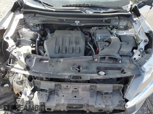 ✅ 2018 Mitsubishi Eclipse Cross LE • VIN: JA4AT4AA0JZ043965 • Lot: 56483905. Listed on Copart with 132,226 mi. Free auction sales archive from the USA and detailed vehicle history report at DreamBid. Image 12.