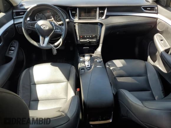 ✅ 2021 Infiniti QX50 Essential • VIN: 3PCAJ5CB3MF119468 • Lot: 61561645. Wystawiony na Copart z przebiegiem 56 347 mil. Bezpłatny archiwum sprzedaży aukcyjnych z USA i szczegółowy raport historii pojazdu na DreamBid. Zdjęcie 8.