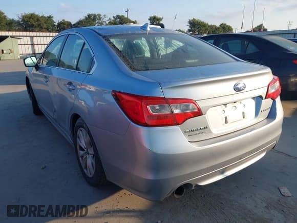 ✅ 2016 Subaru Legacy Premium • VIN: 4S3BNBC68G3015621 • Lot: 43215664. Wystawiony na IAAI z przebiegiem 169 253 mil. Bezpłatny archiwum sprzedaży aukcyjnych z USA i szczegółowy raport historii pojazdu na DreamBid. Zdjęcie 3.