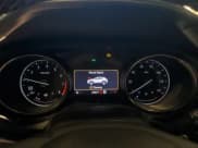 ✅ 2020 Buick Encore GX Preferred • VIN: KL4MMCSL3LB117038 • Lot: 84951495. Wystawiony na Copart z przebiegiem 60 027 mil. Bezpłatny archiwum sprzedaży aukcyjnych z USA i szczegółowy raport historii pojazdu na DreamBid. Zdjęcie 9.