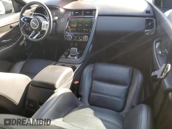 ✅ 2022 Jaguar E-Pace SE • VIN: SADFP2FXXN1029565 • Lot: 87113354. Wystawiony na Copart z przebiegiem 37 828 mil. Bezpłatny archiwum sprzedaży aukcyjnych z USA i szczegółowy raport historii pojazdu na DreamBid. Zdjęcie 8.