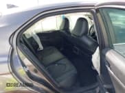 ✅ 2022 Toyota Camry SE • VIN: 4T1G11AK1NU005303 • Lot: 43538466. Wystawiony na IAAI z przebiegiem Nie podano. Bezpłatny archiwum sprzedaży aukcyjnych z USA i szczegółowy raport historii pojazdu na DreamBid. Zdjęcie 8.