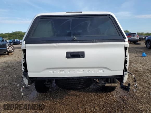 ✅ 2019 Toyota Tacoma SR • VIN: 5TFRX5GN3KX164807 • Lot: 81101075. Wystawiony na Copart z przebiegiem 92 496 mil. Bezpłatny archiwum sprzedaży aukcyjnych z USA i szczegółowy raport historii pojazdu na DreamBid. Zdjęcie 6.