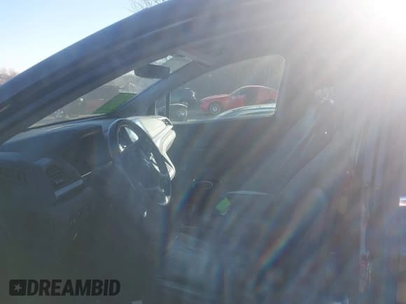 ✅ 2018 Honda Odyssey Touring • VIN: 5FNRL6H83JB012402 • Лот: 43858912. Опубликован ранее на IAAI с пробегом 133 789 миль. Бесплатный доступ к архиву аукционных продаж из США и подробный отчёт об истории автомобиля на DreamBid. Изображение 5.