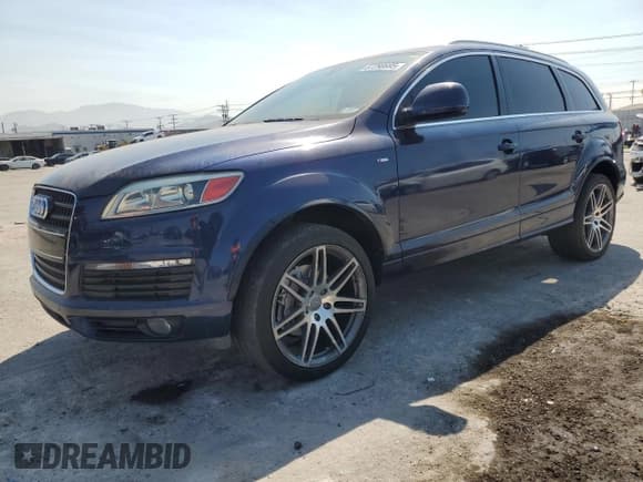 ✅ 2008 Audi Q7 Premium • VIN: WA1EY74L88D065110 • Lot: 67290695. Listed on Copart with 171,299 mi. Free auction sales archive from the USA and detailed vehicle history report at DreamBid. Image 1.