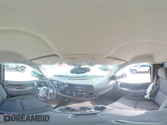 ✅ 2013 Chevrolet Silverado 1500 • VIN: 1GCNKSEA8DZ171335 • Lot: 53523625. Wystawiony na Copart z przebiegiem 83 664 mil. Bezpłatny archiwum sprzedaży aukcyjnych z USA i szczegółowy raport historii pojazdu na DreamBid. Zdjęcie 14.