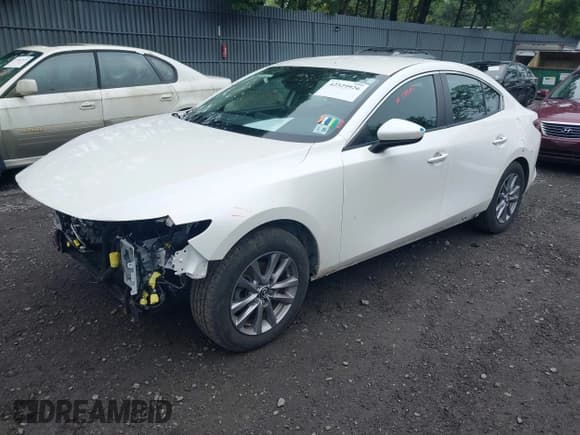 ✅ 2021 Mazda 3 S • VIN: JM1BPAAL3M1313269 • Лот: 42529926. Опубликован ранее на IAAI с пробегом 59 593 миль. Бесплатный доступ к архиву аукционных продаж из США и подробный отчёт об истории автомобиля на DreamBid. Изображение 2.