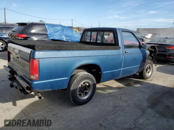 1990 Chevrolet S-10 с VIN 1GCCS14E0L2115726, выставлен на аукционе Copart как лот 68232264 с пробегом 429 551 миль миль и Списание • Salvage title. История ставок и продаж доступна на DreamBid. Изображение 3.