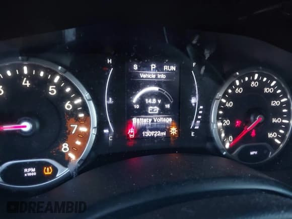 ✅ 2018 Jeep Renegade Sport • VIN: ZACCJBAB4JPH46257 • Lot: 43562625. Listed on IAAI with 130,722 mi. Free auction sales archive from the USA and detailed vehicle history report at DreamBid. Image 7.