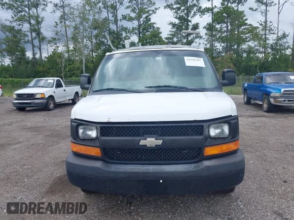 ✅ 2013 Chevrolet Express Cargo • VIN: 1GCWGFCA2D1158787 • Lot: 43349287. Listed on IAAI with 189,483 mi. Free auction sales archive from the USA and detailed vehicle history report at DreamBid. Image 12.
