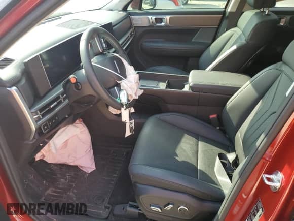 2025 Hyundai Santa Fe SEL с VIN 5NMP24GL2SH074197, выставлен на аукционе Copart как лот 43800715 с пробегом 5 852 миль миль и Списание • Salvage title. История ставок и продаж доступна на DreamBid. Изображение 7.