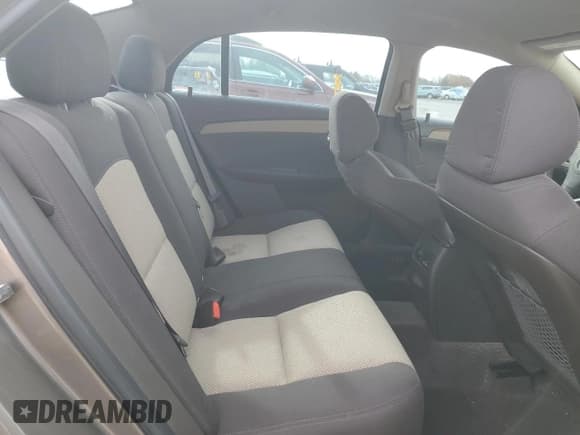 ✅ 2012 Chevrolet Malibu 1LT • VIN: 1G1ZC5E06CF144165 • Lot: 80795294. Listed on Copart with 131,459 mi. Free auction sales archive from the USA and detailed vehicle history report at DreamBid. Image 10.