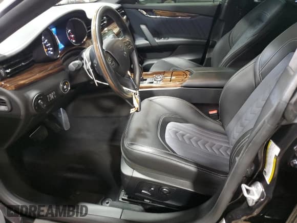 ✅ 2018 Maserati Quattroporte S Q4 GranLusso • VIN: ZAM56YRL5J1286578 • Lot: 61954625. Wystawiony na Copart z przebiegiem 16 481 mil. Bezpłatny archiwum sprzedaży aukcyjnych z USA i szczegółowy raport historii pojazdu na DreamBid. Zdjęcie 7.