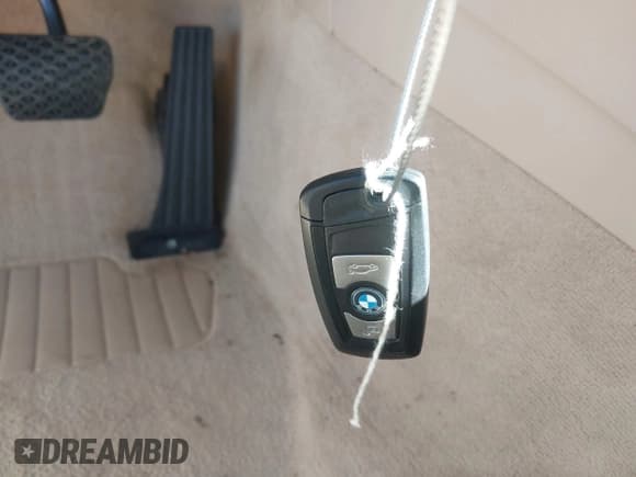 ✅ 2014 BMW 3 Series 328i xDrive • VIN: WBA3G7C53EKN37866 • Лот: 43495623. Опубликован ранее на IAAI с пробегом 119 082 миль. Бесплатный доступ к архиву аукционных продаж из США и подробный отчёт об истории автомобиля на DreamBid. Изображение 11.