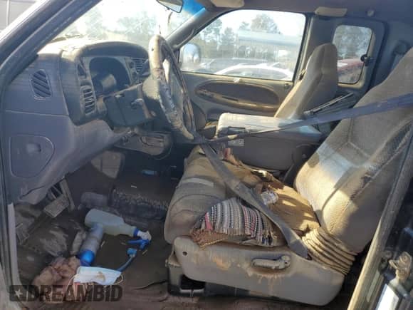 2001 Dodge 1500 with VIN 3B7HC13YX1G770320, listed as a Copart auction lot 75390084 with Not provided miles and Salvage title. Bid and sale history available at DreamBid. Image 7.