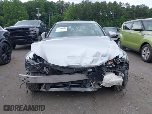 ✅ 2014 Lexus IS 250 • VIN: JTHCF1D27E5014998 • Lot: 42390537. Listed on IAAI with 98,219 mi. Free auction sales archive from the USA and detailed vehicle history report at DreamBid. Image 11.