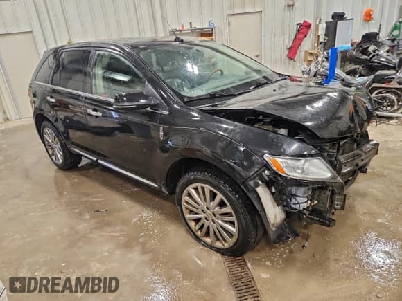 ✅ 2014 Lincoln MKX • VIN: 2LMDJ8JK6EBL13945 • Лот: 93388965. Опубликован ранее на Copart с пробегом 237 764 миль. Бесплатный доступ к архиву аукционных продаж из США и подробный отчёт об истории автомобиля на DreamBid. Изображение 4.