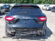 ✅ 2017 Maserati Levante • VIN: ZN661XUS0HX246625 • Lot: 42557187. Wystawiony na IAAI z przebiegiem 101 022 mil. Bezpłatny archiwum sprzedaży aukcyjnych z USA i szczegółowy raport historii pojazdu na DreamBid. Zdjęcie 17.