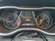 ✅ 2015 Jeep Cherokee Trailhawk • VIN: 1C4PJMBS4FW778003 • Лот: 93874095. Опубликован ранее на Copart с пробегом 137 574 миль. Бесплатный доступ к архиву аукционных продаж из США и подробный отчёт об истории автомобиля на DreamBid. Изображение 9.