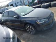 ✅ 2013 Volkswagen Jetta Hybrid SE • VIN: 3VW637AJ7DM259702 • Лот: 41799247. Опубликован ранее на IAAI с пробегом Не указан. Бесплатный доступ к архиву аукционных продаж из США и подробный отчёт об истории автомобиля на DreamBid. Изображение 1.