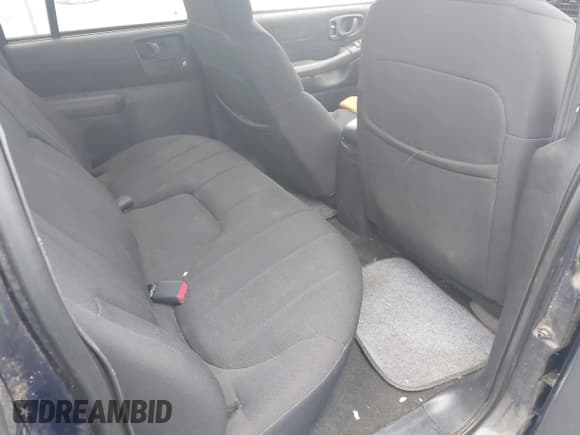 ✅ 2004 Chevrolet S-10 LS • VIN: 1GCDT13X34K130257 • Лот: 42360976. Опубликован ранее на IAAI с пробегом 119 456 миль. Бесплатный доступ к архиву аукционных продаж из США и подробный отчёт об истории автомобиля на DreamBid. Изображение 8.