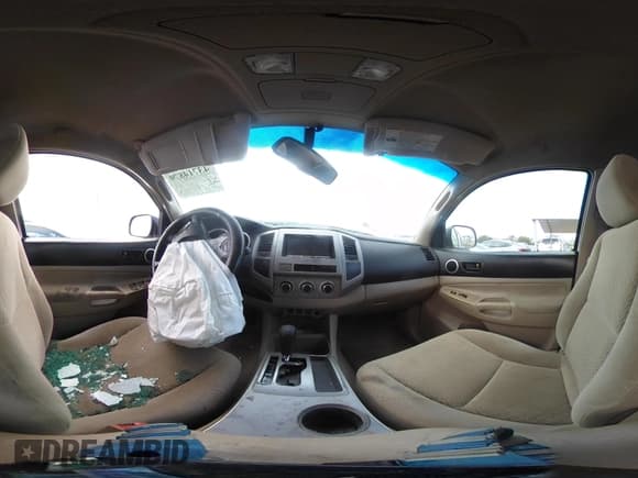 ✅ 2009 Toyota Tacoma PreRunner • VIN: 3TMJU62N19M077233 • Lot: 43714879. Listed on IAAI with 284,912 mi. Free auction sales archive from the USA and detailed vehicle history report at DreamBid. Image 18.