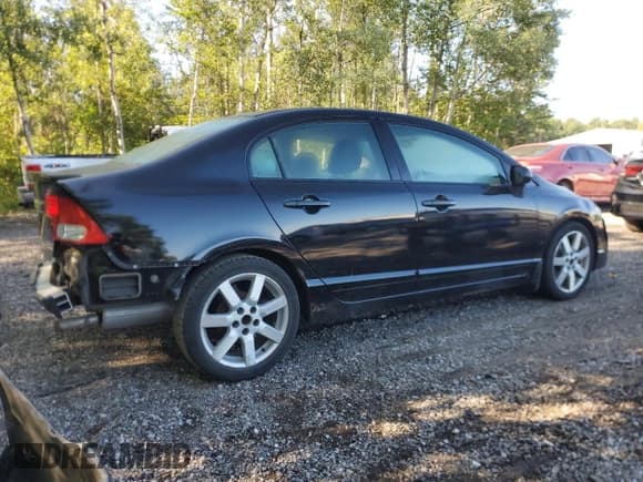 ✅ 2010 Honda Civic DX-G • VIN: 2HGFA1F46AH023496 • Lot: 70580555. Listed on Copart with 240,827 mi. Free auction sales archive from the USA and detailed vehicle history report at DreamBid. Image 3.