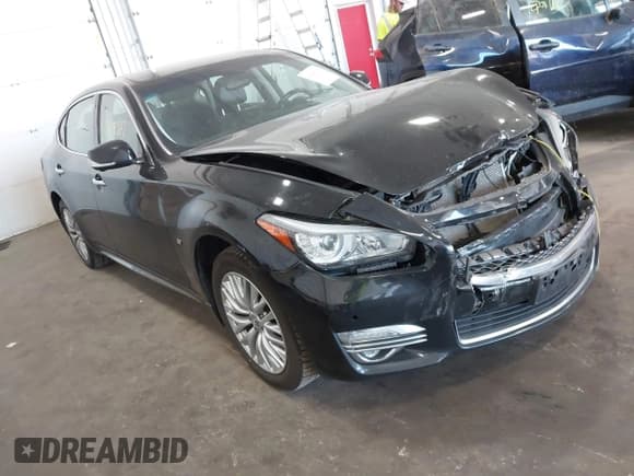 ✅ 2015 Infiniti Q70 • VIN: JN1BY1PR7FM830829 • Лот: 42249027. Опубликован ранее на IAAI с пробегом 126 636 миль. Бесплатный доступ к архиву аукционных продаж из США и подробный отчёт об истории автомобиля на DreamBid. Изображение 1.