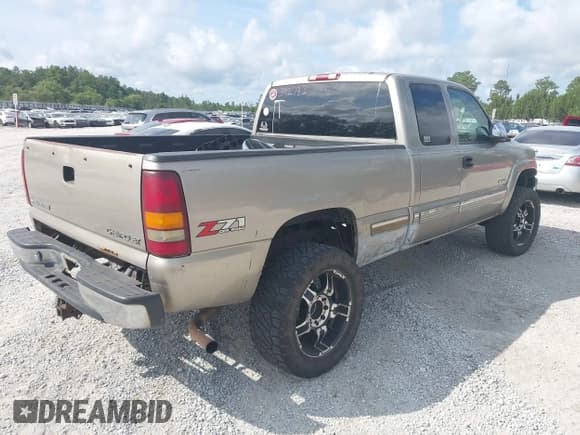 ✅ 2002 Chevrolet Silverado 1500 LT • VIN: 2GCEK19T621392783 • Lot: 42269338. Listed on IAAI with 252,240 mi. Free auction sales archive from the USA and detailed vehicle history report at DreamBid. Image 4.
