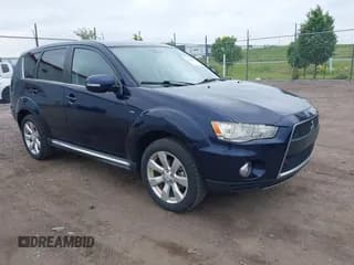 ✅ 2012 Mitsubishi Outlander GT • VIN: JA4JS4AXXCU001567 • Lot: 42460150. Listed on IAAI with 197,487 mi. Free auction sales archive from the USA and detailed vehicle history report at DreamBid. Image 1.