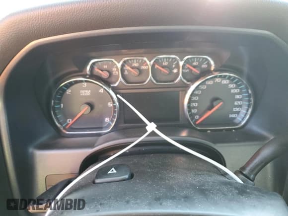 ✅ 2018 Chevrolet Silverado 1500 LT • VIN: 3GCPCREC5JG206294 • Лот: 73841584. Опубликован ранее на Copart с пробегом Не указан. Бесплатный доступ к архиву аукционных продаж из США и подробный отчёт об истории автомобиля на DreamBid. Изображение 9.