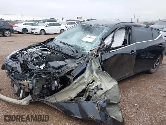 ✅ 2024 Nissan Sentra SV • VIN: 3N1AB8CV0RY370729 • Lot: 42180969. Listed on IAAI with Not provided. Free auction sales archive from the USA and detailed vehicle history report at DreamBid. Image 2.